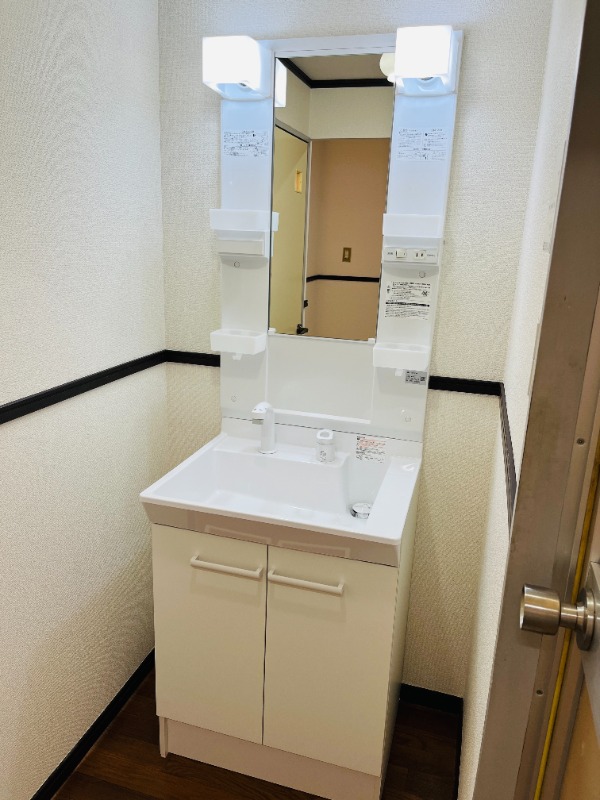 洗面化粧台、新調しました！