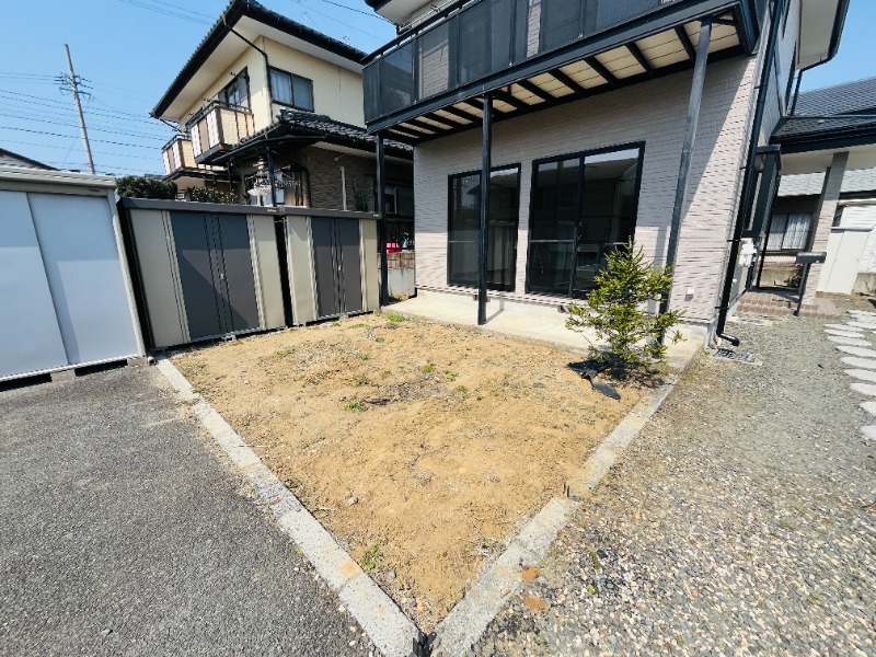 敷地内・建物