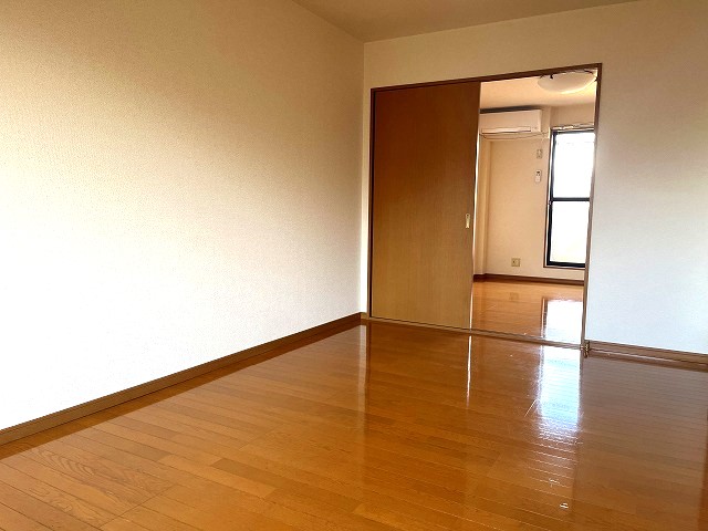 洋室