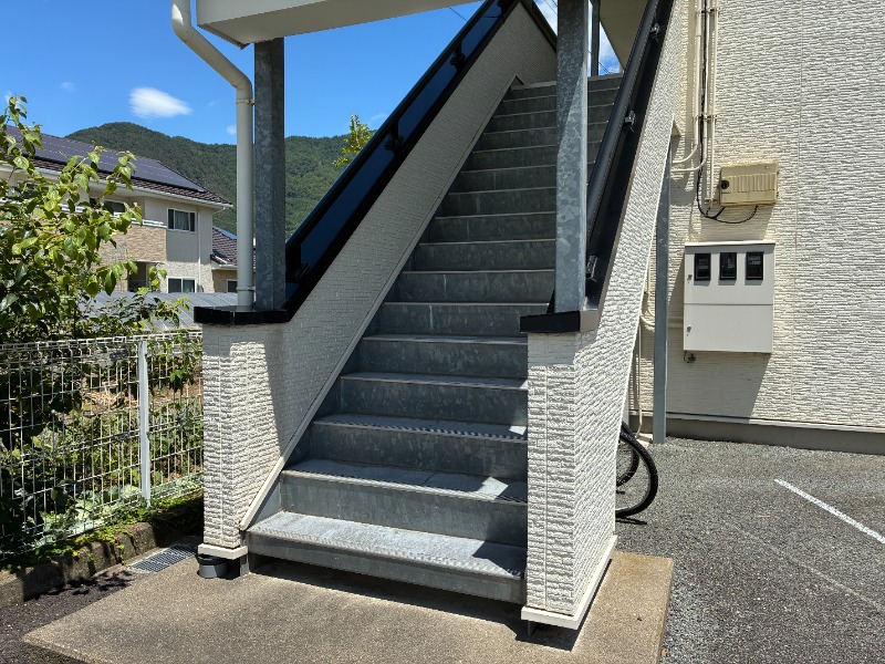 敷地内・建物
