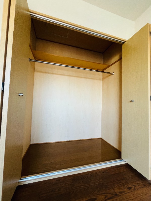 クローゼット（2Fバルコニー側）
