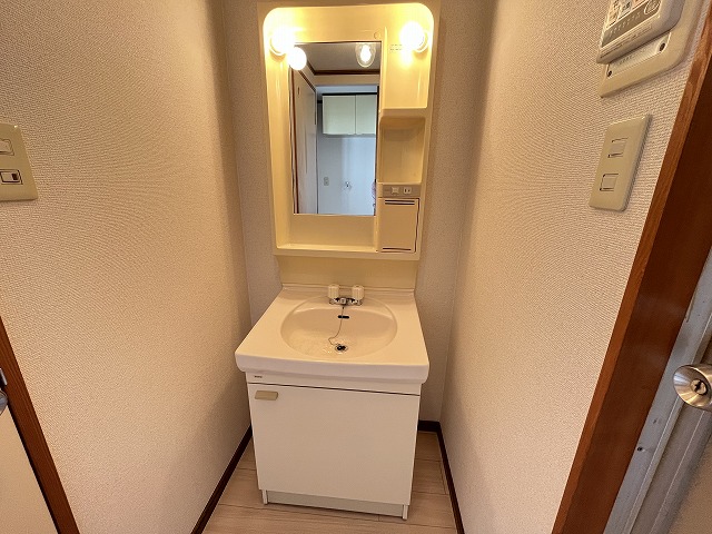 洗面所