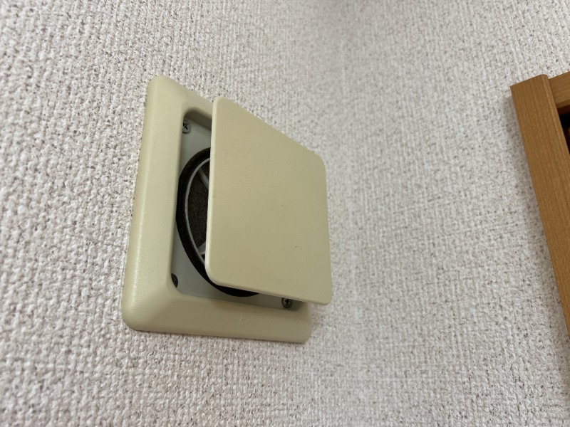 内装28